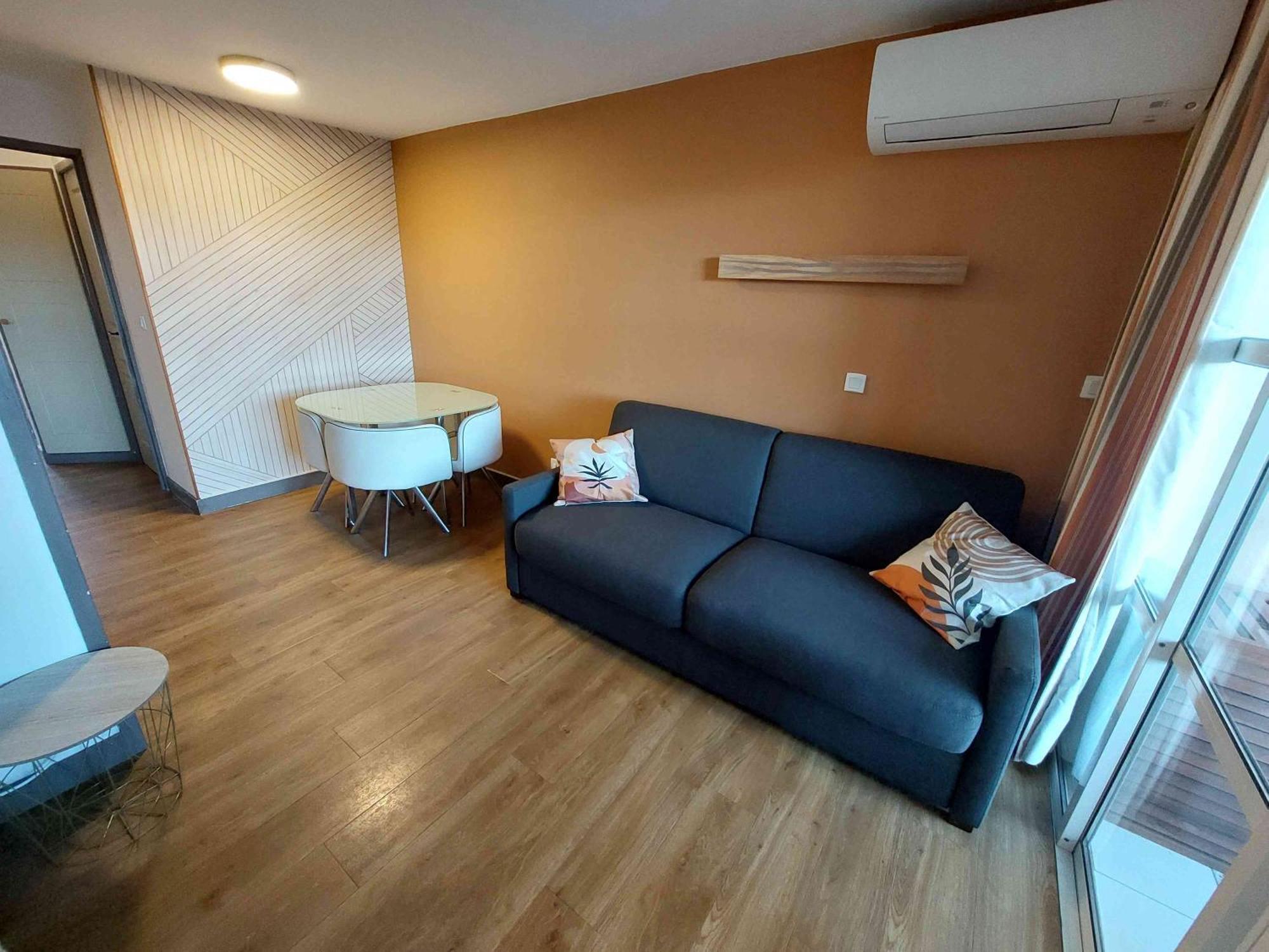 Cap Esterel Appartement Climatise Dans Le Centre Du Village Vacances Drammont Exterior photo